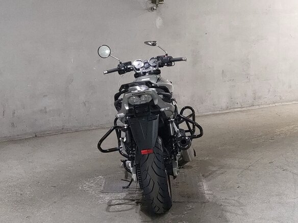 2021 Honda CB 1300, серебристый, 1390000 рублей - вид 3