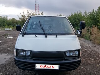 1995 Toyota Town Ace II Рестайлинг 3, белый, 400000 рублей, вид 1