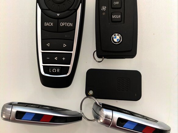 2013 BMW X5 50i III (F15), белый, 3490000 рублей - вид 24