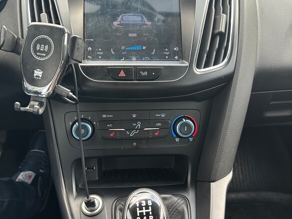 2019 Ford Focus III Рестайлинг, белый, 950000 рублей - вид 8