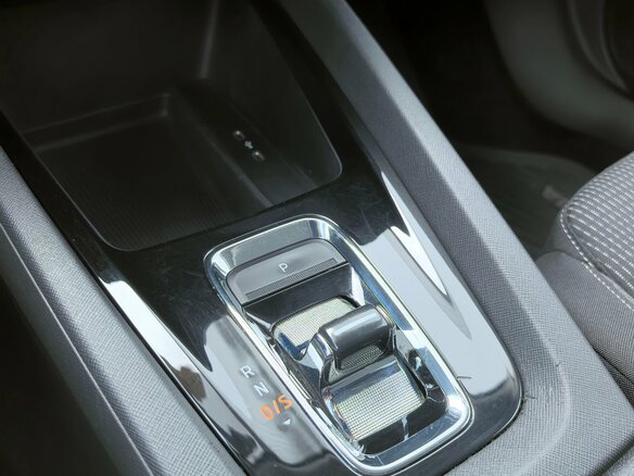 2021 Skoda Octavia IV (A8), серебристый, 1740000 рублей - вид 14