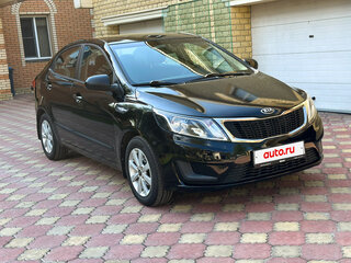 2013 Kia Rio III, чёрный, 700000 рублей, вид 2
