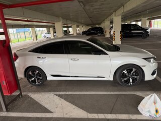 2018 Honda Civic X, белый, 2000000 рублей, вид 2