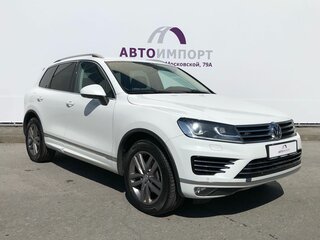 2017 Volkswagen Touareg II Рестайлинг, белый, 2850000 рублей, вид 3