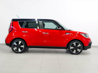 2018 Kia Soul II Рестайлинг, красный, 1695000 рублей, вид 4