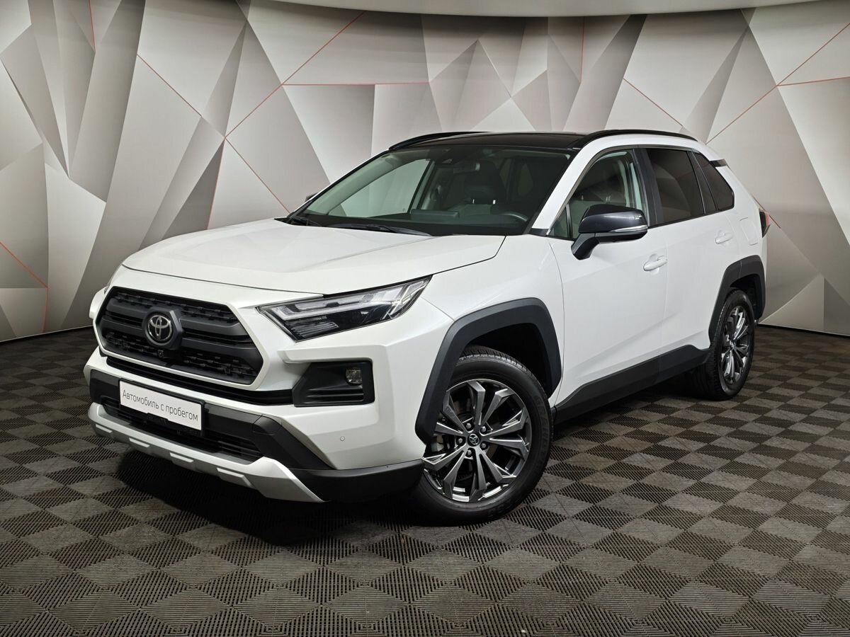 Открыть фотографии: Toyota RAV4 V (XA50)
