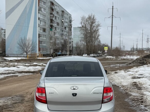 2016 Lada (ВАЗ) Granta I, серебристый, 460000 рублей - вид 5