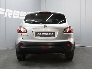 2010 Nissan Qashqai I Рестайлинг, серебристый, 1080000 рублей, вид 4