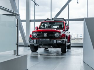 2026 Tank 300 I, красный, 4799000 рублей, вид 2