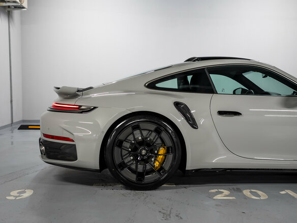 2026 Porsche 911 Turbo S VIII (992) Рестайлинг, серый - вид 11