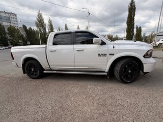 2018 Ram 1500 Crew Cab IV (DS/DJ), белый, 3700000 рублей, вид 5