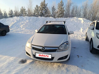 2011 Opel Astra H Рестайлинг, белый, 550000 рублей, вид 2