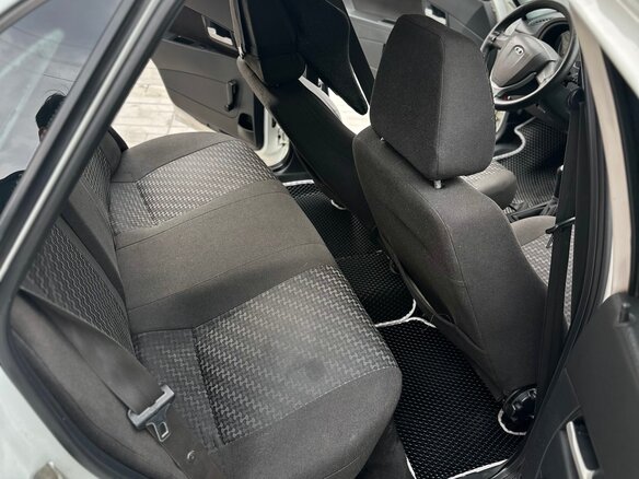 2013 Lada (ВАЗ) Priora I, белый, 449000 рублей - вид 8