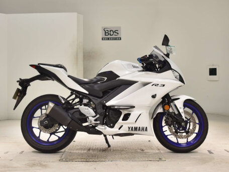 2024 Yamaha YZF-R3, белый, 430000 рублей, вид 4