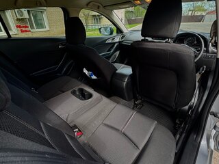 2016 Mazda Axela III Рестайлинг, серебристый, 1000000 рублей, вид 3