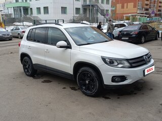 2012 Volkswagen Tiguan I Рестайлинг, белый, 820000 рублей, вид 3