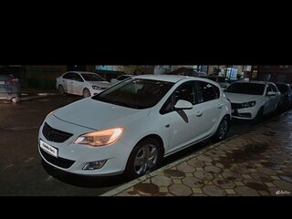 2012 Opel Astra J Рестайлинг, белый, 650000 рублей, вид 2