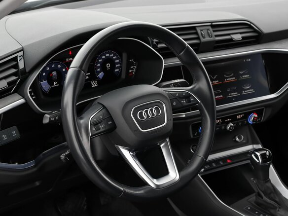 2021 Audi Q3 40 TFSI II (F3), серый - вид 9