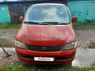 1997 Toyota HiAce XH10, красный, 720000 рублей, вид 1
