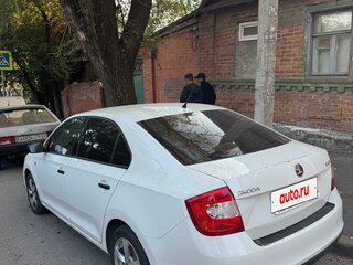 2015 Skoda Rapid I, белый, 860000 рублей, вид 4
