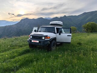 2007 Toyota FJ Cruiser, чёрный, 2667000 рублей, вид 4