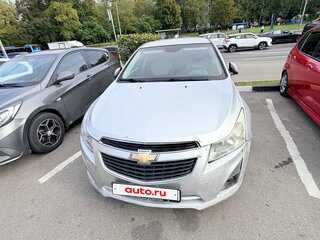 2013 Chevrolet Cruze I Рестайлинг, серебристый, 430000 рублей, вид 3