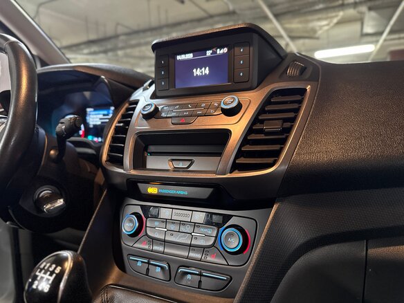 2019 Ford Transit Connect LWB II Рестайлинг, белый, 1900000 рублей - вид 17