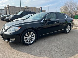 2010 Lexus LS 460 IV Рестайлинг, чёрный, 1625000 рублей, вид 1