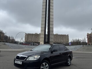 2010 Skoda Octavia II (A5) Рестайлинг, чёрный, 805000 рублей, вид 1