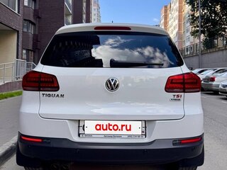 2016 Volkswagen Tiguan Euro 6 I Рестайлинг, белый, 1350000 рублей, вид 3
