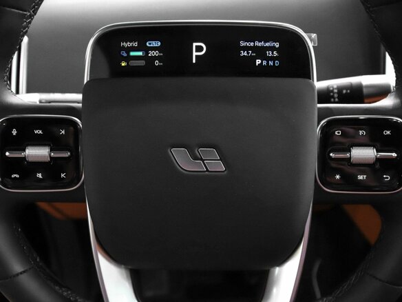 2025 Li Auto (Lixiang) L9 52.3 kWh I Рестайлинг, серый, 12152690 рублей - вид 17
