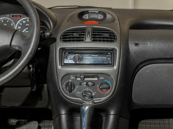 2008 Peugeot 206, красный, 250000 рублей - вид 15