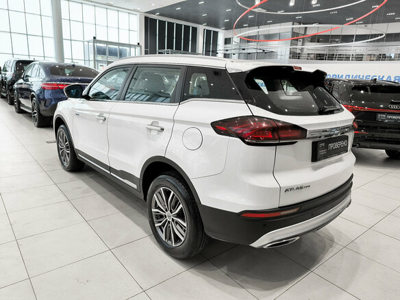 2023 Geely Atlas Pro, белый, 1800000 рублей - вид 6