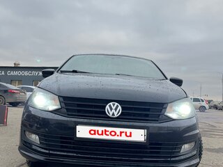 2019 Volkswagen Polo V Рестайлинг, чёрный, 1633333 рублей, вид 2