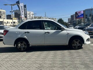2021 Lada (ВАЗ) Granta I Рестайлинг, белый, 680000 рублей, вид 3