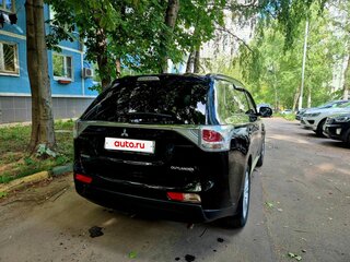 2013 Mitsubishi Outlander III, чёрный, 1350000 рублей, вид 5