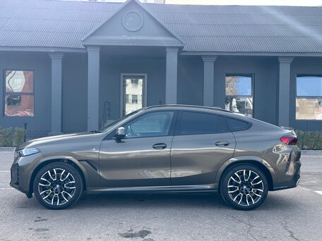 2024 BMW X6 40i III (G06) Рестайлинг, зелёный, 12390000 рублей, вид 3