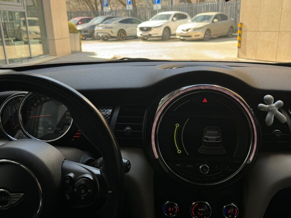 2015 Mini Hatch Cooper S III (F55/F56), коричневый, 1800000 рублей - вид 7