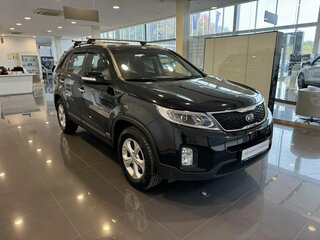 2014 Kia Sorento II Рестайлинг, чёрный, 1840000 рублей, вид 3