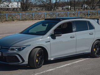 2021 Volkswagen Golf VIII, серый, 2850000 рублей, вид 1