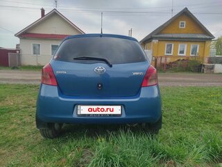 2006 Toyota Yaris II, синий, 425000 рублей, вид 4