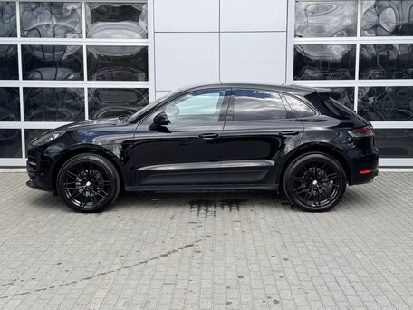 2019 Porsche Macan I Рестайлинг, чёрный, 4650000 рублей, вид 4