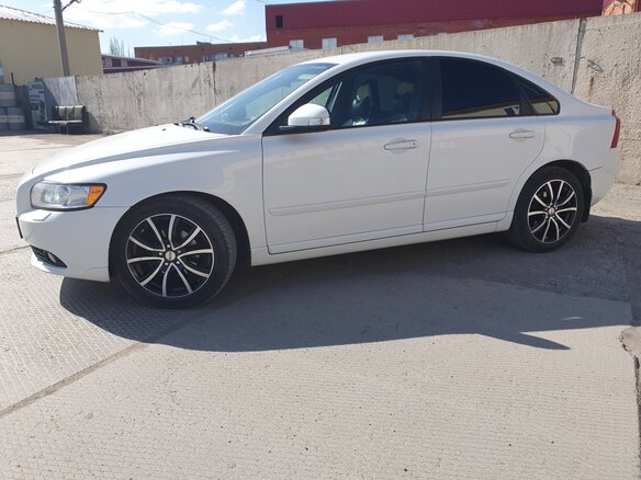 2011 Volvo S40 II Рестайлинг, белый, 830000 рублей - вид 6