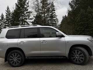 2011 Toyota Land Cruiser 200 Series, серебристый, 3500000 рублей, вид 2