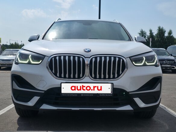 2021 BMW X1 Long 25Li xDrive II (F48) Рестайлинг, белый, 3500000 рублей - вид 4