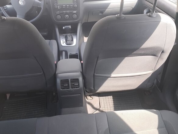 2004 Volkswagen Golf V, серебристый, 419000 рублей - вид 8