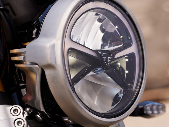 2026 Triumph Speed Twin, оранжевый, 2570000 рублей - вид 18