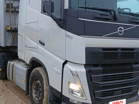 2022 Volvo FH 540, белый, 9846750 рублей, вид 2