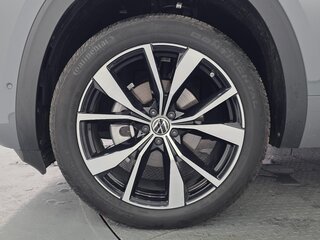 2025 Volkswagen Atlas I Рестайлинг 2, серый, 5900548 рублей, вид 5