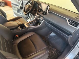 2020 Toyota RAV4 V (XA50), серый, 3000000 рублей, вид 5